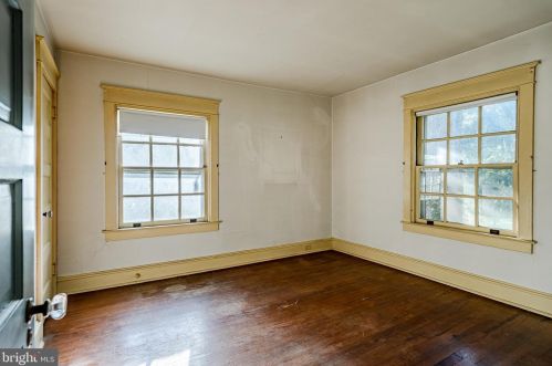 56 Glen Riddle Rd, Media PA 19063-5349 exterior