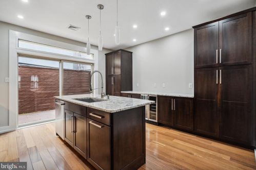 1814 Catharine St, Philadelphia PA  19146-1835 exterior