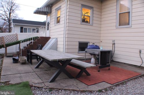 24 Haviland Ave, Camden NJ 08106-1020 exterior