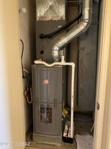 4068 Evergreen Ave, Tucson AZ 85730-3928 exterior