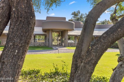 2111 Colter St, Phoenix AZ  85015-2821 exterior