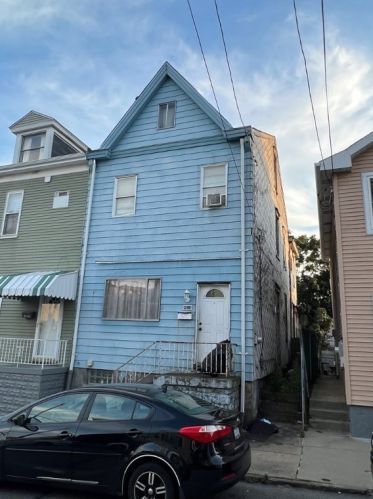 4824 Sciota St, Pittsburgh, PA 15224-2127