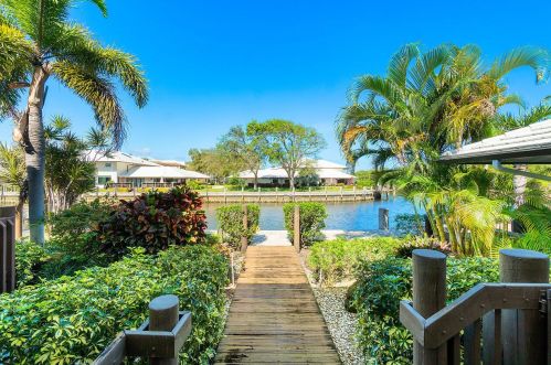 5256 Boca Marina Cir, Boca Raton FL  33487-5247 exterior