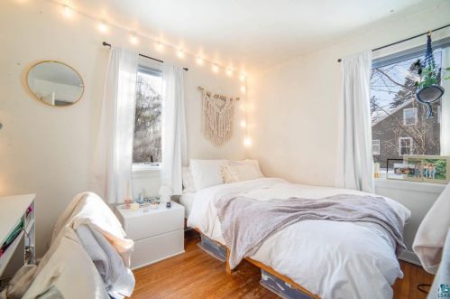 424 Arrowhead Rd, Duluth MN 55803-2470 exterior