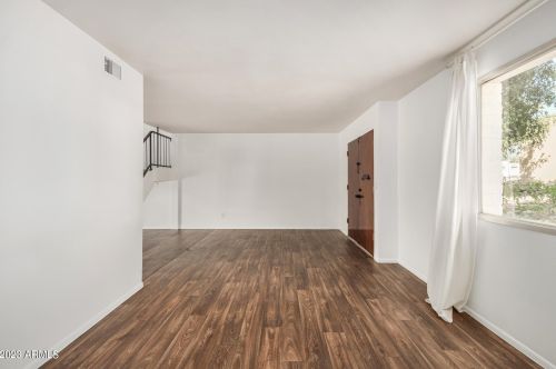 4626 19 Ave, Phoenix AZ 85009-1939 exterior