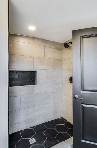 5043 Ainslie St, Chicago IL  60630-2302 exterior