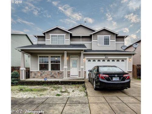 8437 78 Pl, Portland OR  97218-4159 exterior