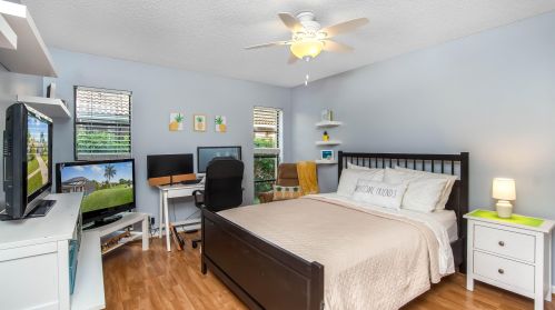 10235 Crosswind Rd, Boca Raton FL 33498-4739 exterior