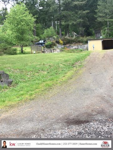 160 Mason Lake Dr, Grapeview, WA 98546-9731