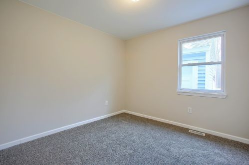 9530 Estergreen St, Algonac MI 48001-4324 exterior