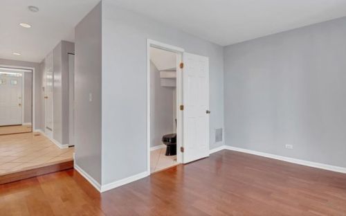 1433 Clark St, Chicago IL  60605-2706 exterior