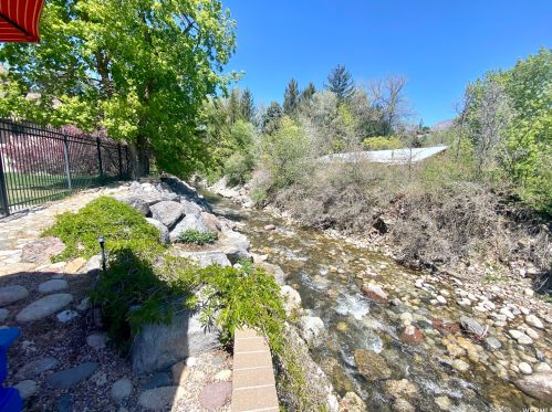 2161 Lorita Way, Sandy UT 84093-6514 exterior