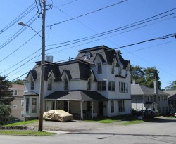 230 Bellevue St, Newton, MA 02458-1815