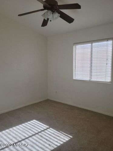 10211 Paseo Juan Tabo, Tucson AZ  85747-5260 exterior