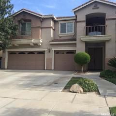 4582 Legacy Way, Turlock, CA 95382-7360