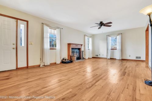 907 Ellison Ave, Point Pleasant Beach NJ 08742-2934 exterior