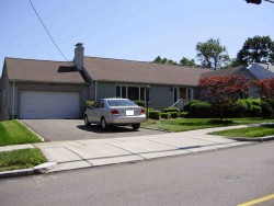 82 Greenwood St, Newton, MA 02459-3070