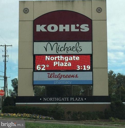 15115 Interlachen Dr, Silver Spring MD  20906-5636 exterior