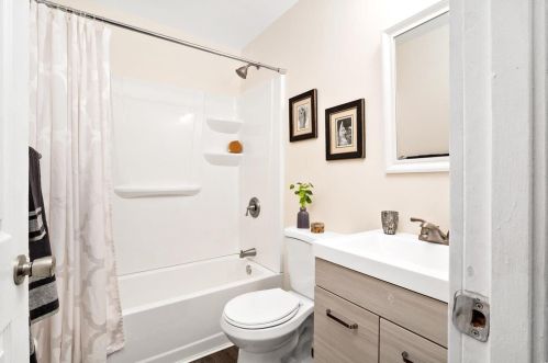 3725 Neosho St, Saint Louis MO 63116-3401 exterior