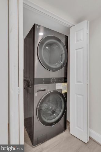 217 Atlantic St, Washington DC  20032-3043 exterior