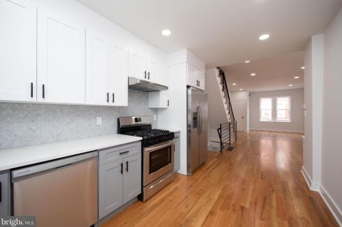 2005 Cleveland St, Philadelphia PA  19121-1501 exterior