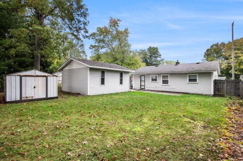 2503 Cimarron Dr, Kalamazoo MI  49004-1031 exterior