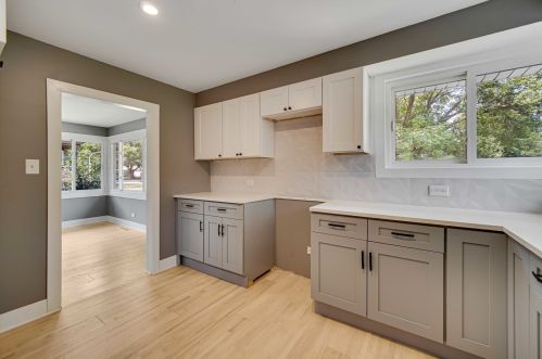 1941 97th St, Chicago IL  60617-4718 exterior