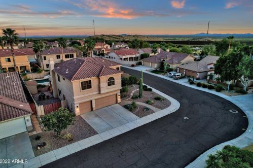 16647 15th Dr, Phoenix AZ  85045-0773 exterior