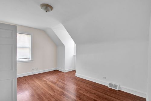 353 124 St, Chicago IL 60628-7214 exterior