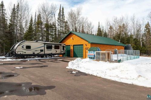 5959 Eagle Lk Rd, Duluth MN 55803-1430 exterior