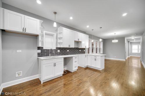 7654 Bishop St, Chicago IL 60643-4411 exterior