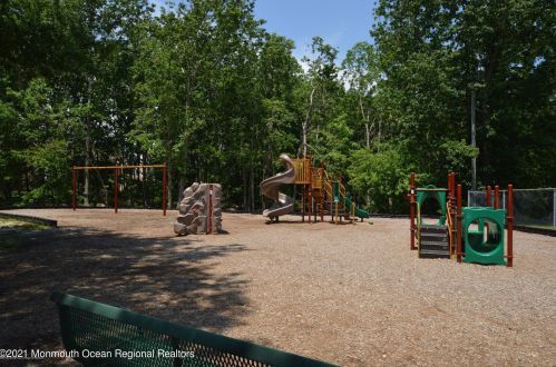 1203 Bluebell Dr, Jackson Twp NJ 08527-4116 exterior