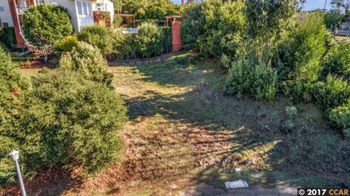 1090 Amito Dr, Berkeley, CA 94705-1541