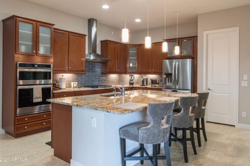 22113 31st St, Phoenix AZ 85016-7009 exterior