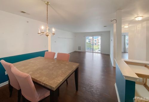 1338 Fernwood Ct, New Brunswick NJ  08901-2791 exterior