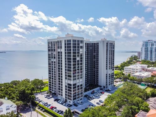 3301 Bayshore Blvd, Tampa FL  33629-8875 exterior