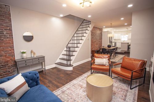 2022 21 St, Philadelphia PA 19145-2722 exterior