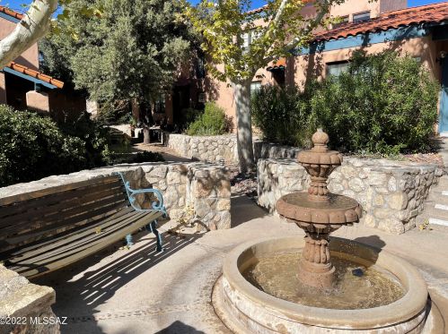 5373 Paseo De La Terraza, Tucson AZ 85750-6405 exterior