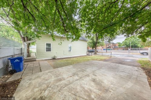 367 Blair Ave, Saint Paul, MN 55103-1706