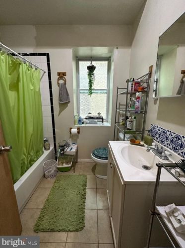 938 49 St, Philadelphia PA 19143-4411 exterior