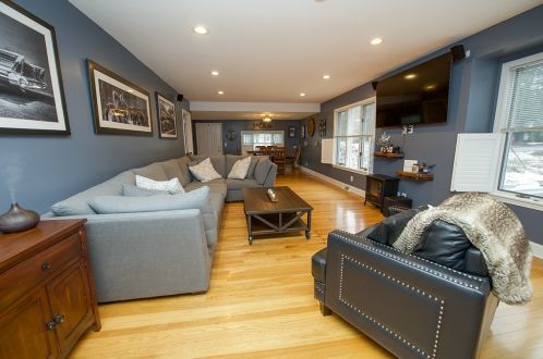 10 Kingston Rd, Plaistow NH 03865-2214 exterior