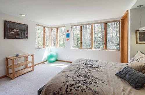 1141 Biltmore Dr, Atlanta GA 30329-3809 exterior