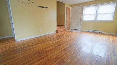 77 Humbert, Springfield MA 01109-2229 exterior