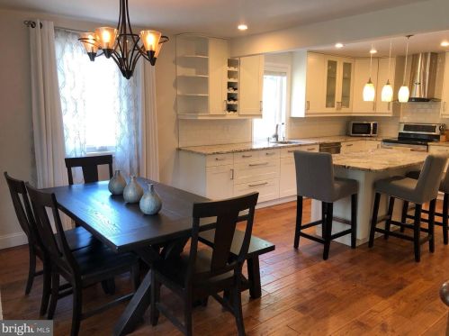 1630 Bonnie Brae Dr, Huntingdon Valley PA  19006-1304 exterior