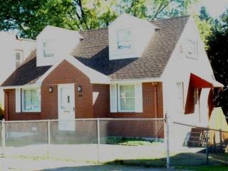 1015 Tweed St, Pittsburgh, PA 15204-1629