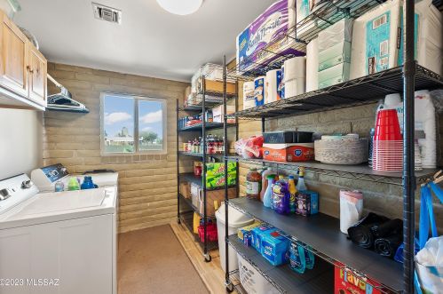 10302 Calle Del Este, Tucson AZ  85748-6845 exterior