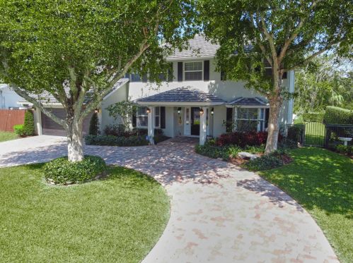 392 Conference Dr, Boca Raton, FL 33486-3147