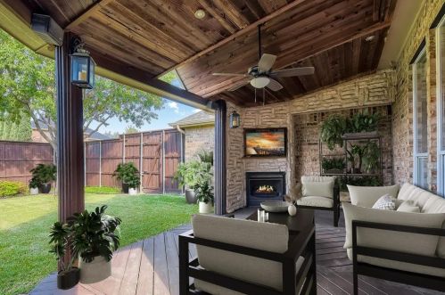 8761 Turnberry Dr, Frisco TX 75034-7865 exterior