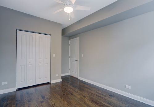 1934 Newport Ave, Chicago IL  60657-1026 exterior