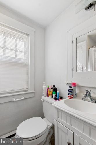 406 Fulton St, Hanover PA 17331-2723 exterior